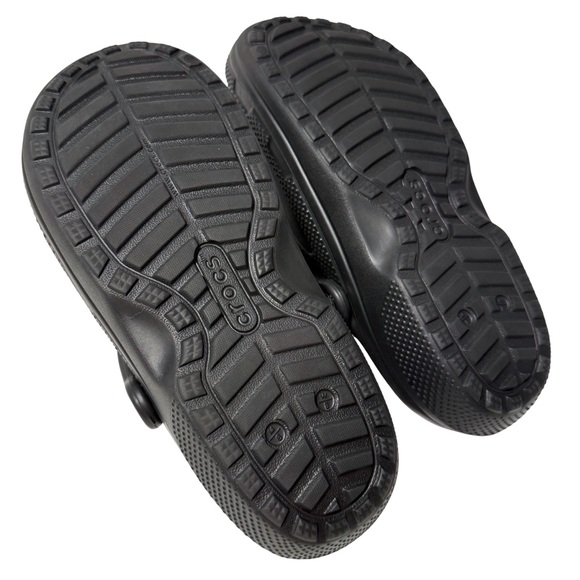 Crocs Classic Black Lined Clogs, Fleece-Lined Cozy Comfort, Size Womens 8, Men 6 - Picture 3 of 8